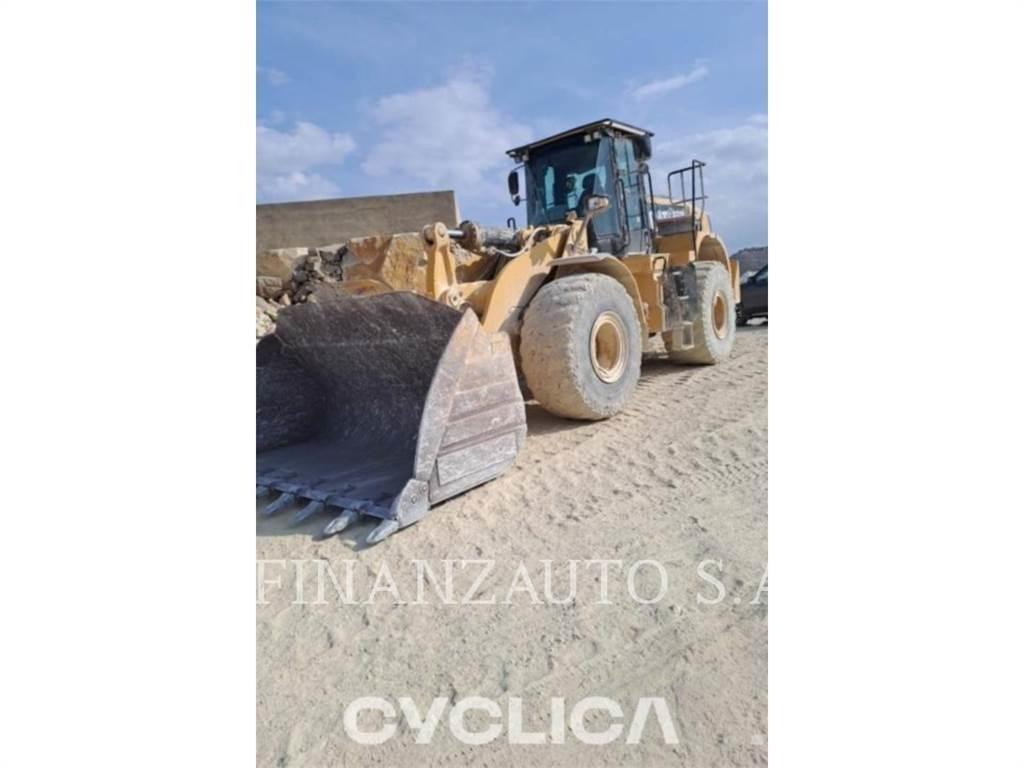CAT 972K 輪胎式裝載機