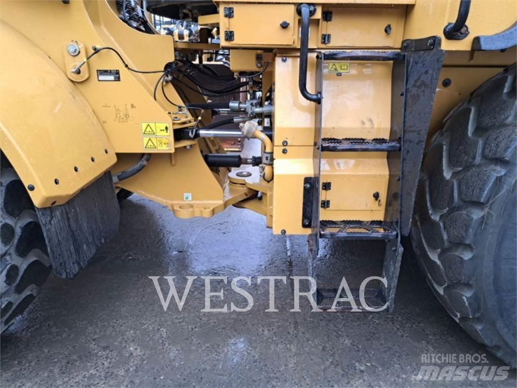 CAT 972M 輪胎式裝載機