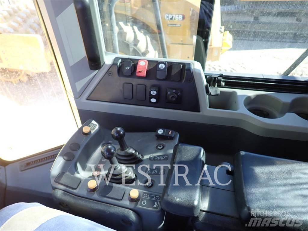 CAT 972M 輪胎式裝載機