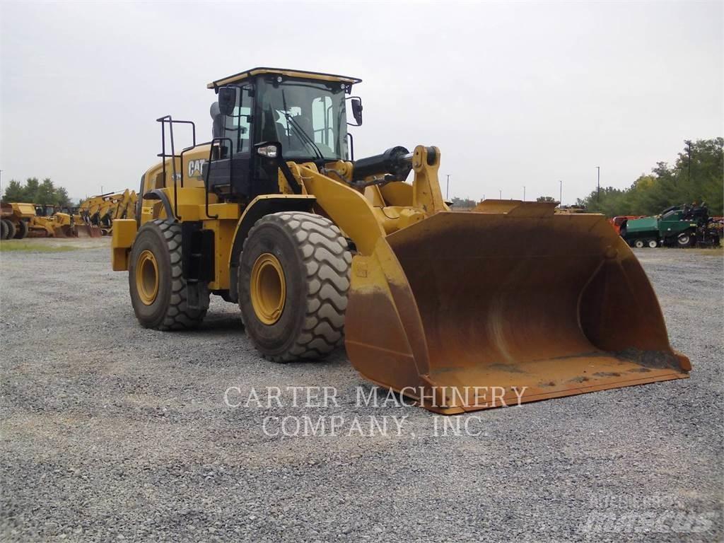CAT 972M 輪胎式裝載機