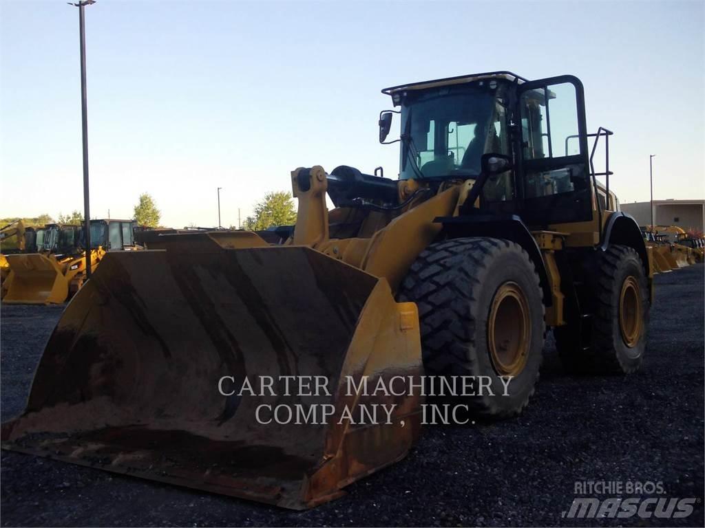 CAT 972M 輪胎式裝載機