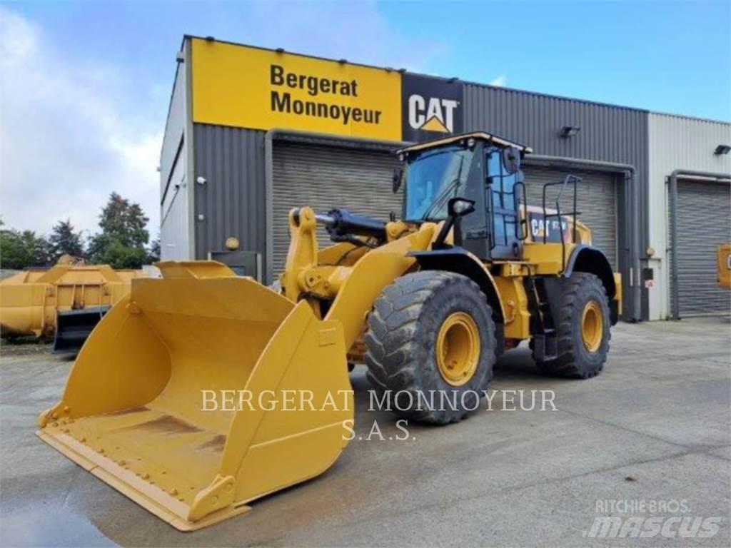 CAT 972M 輪胎式裝載機