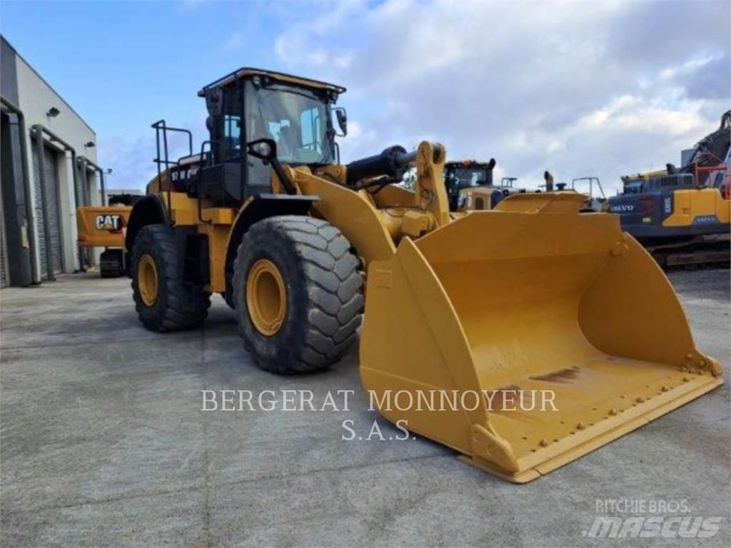 CAT 972M 輪胎式裝載機