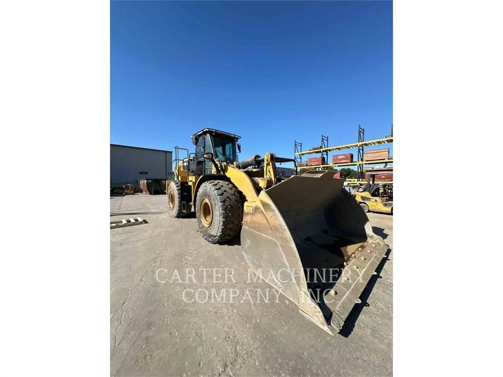 CAT 972M 輪胎式裝載機
