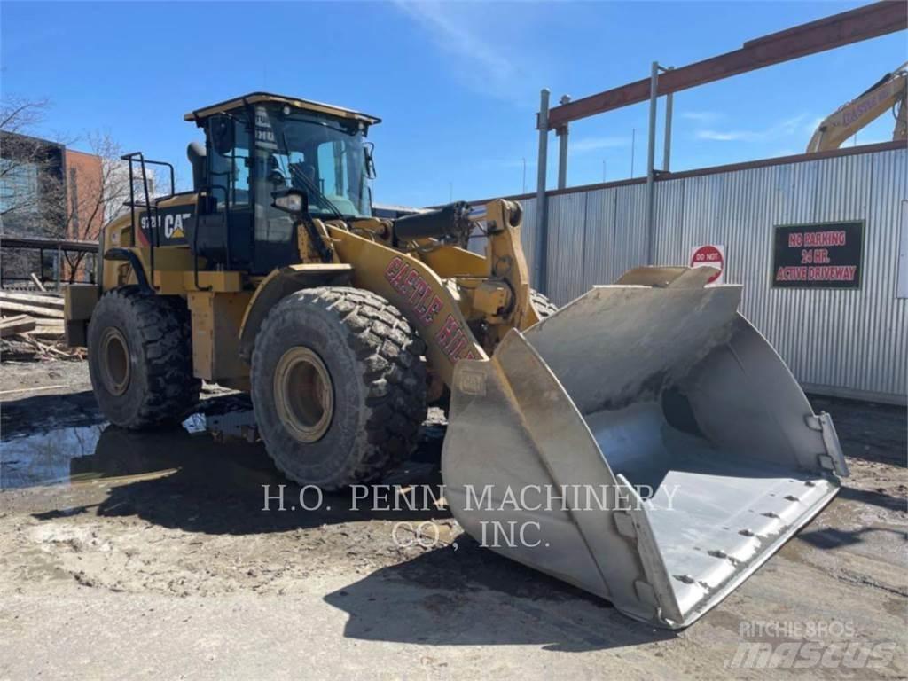 CAT 972M 輪胎式裝載機