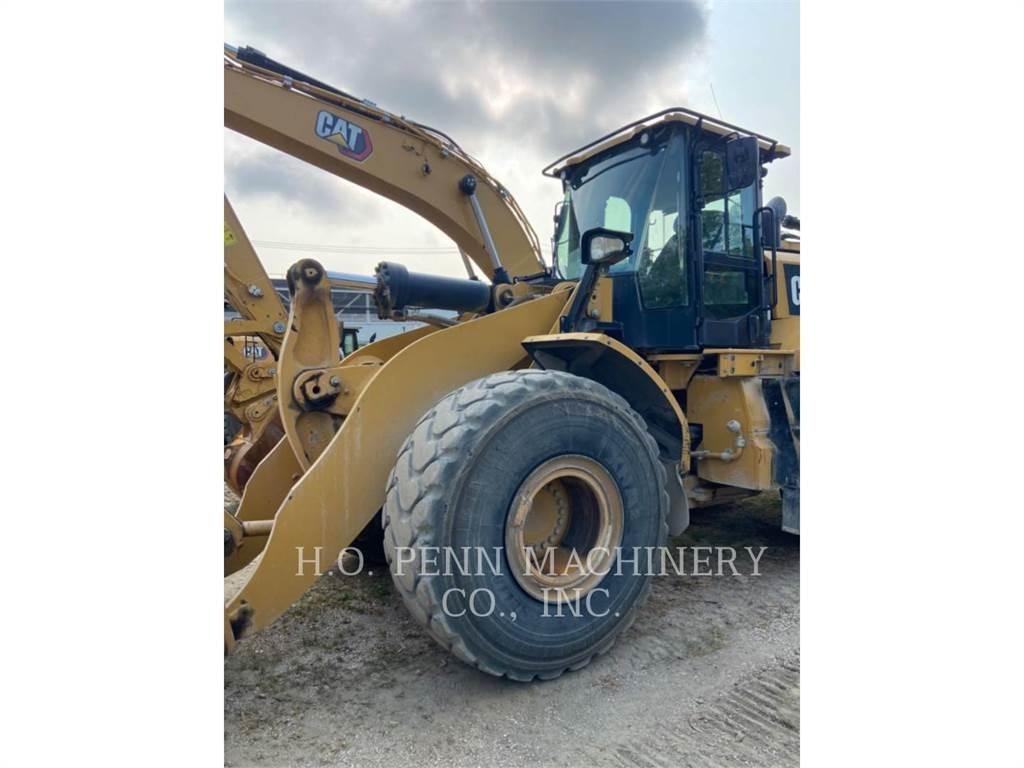 CAT 972M 輪胎式裝載機