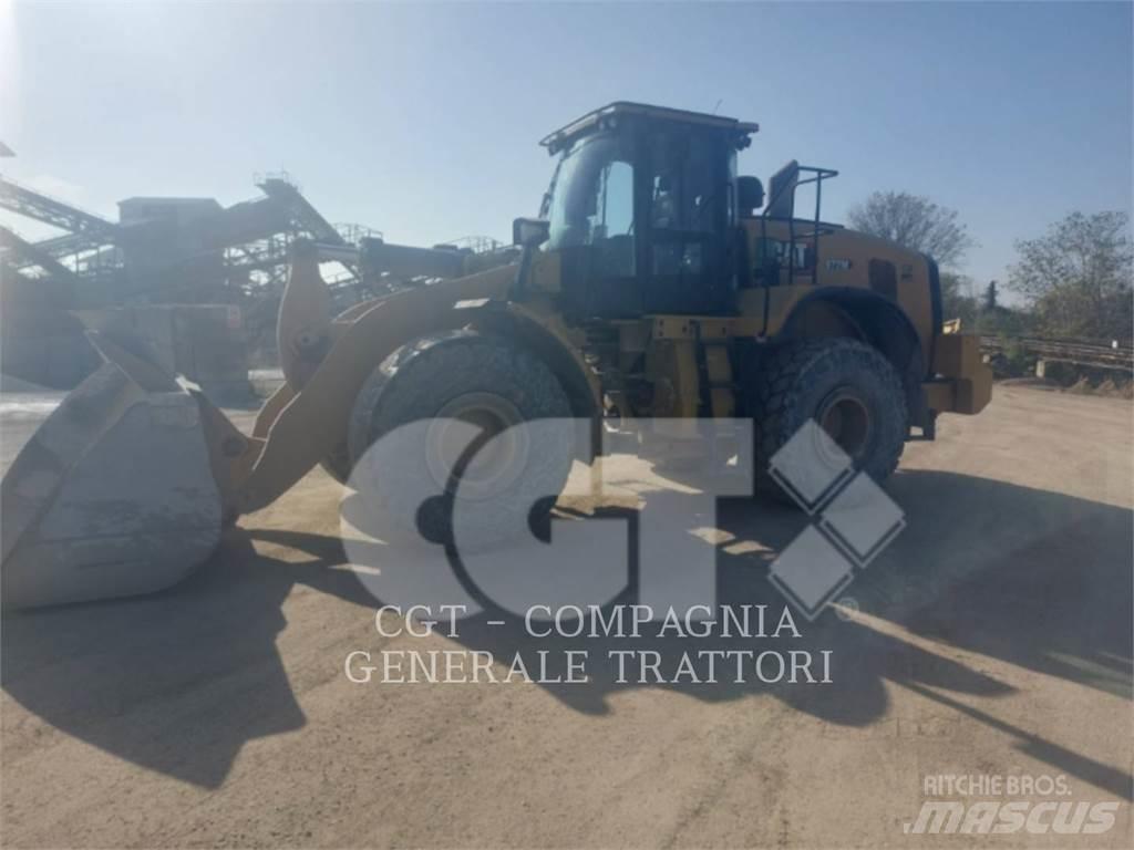 CAT 972M 輪胎式裝載機
