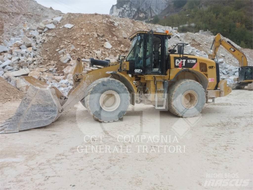 CAT 972M 輪胎式裝載機