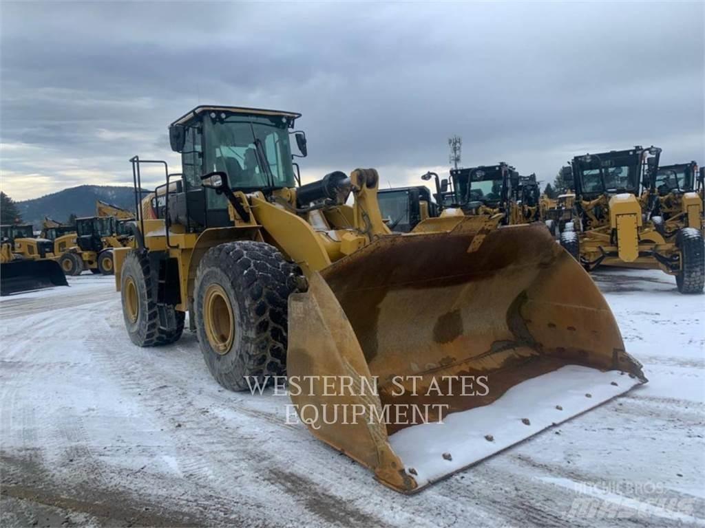 CAT 972M 輪胎式裝載機