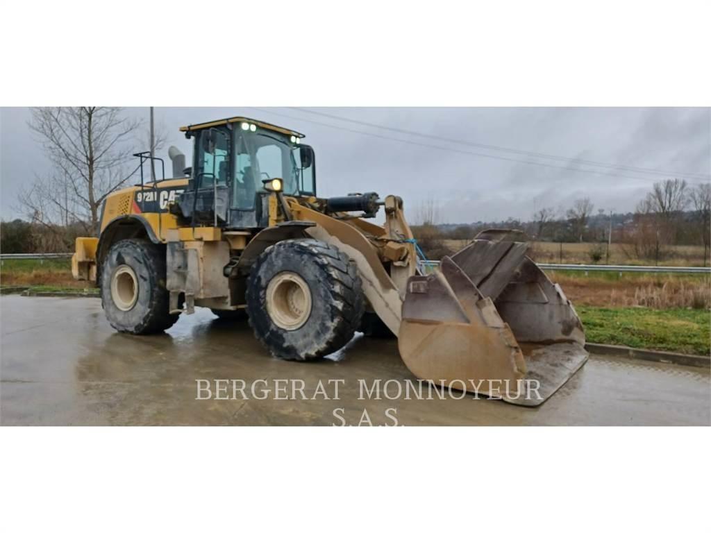 CAT 972M 輪胎式裝載機