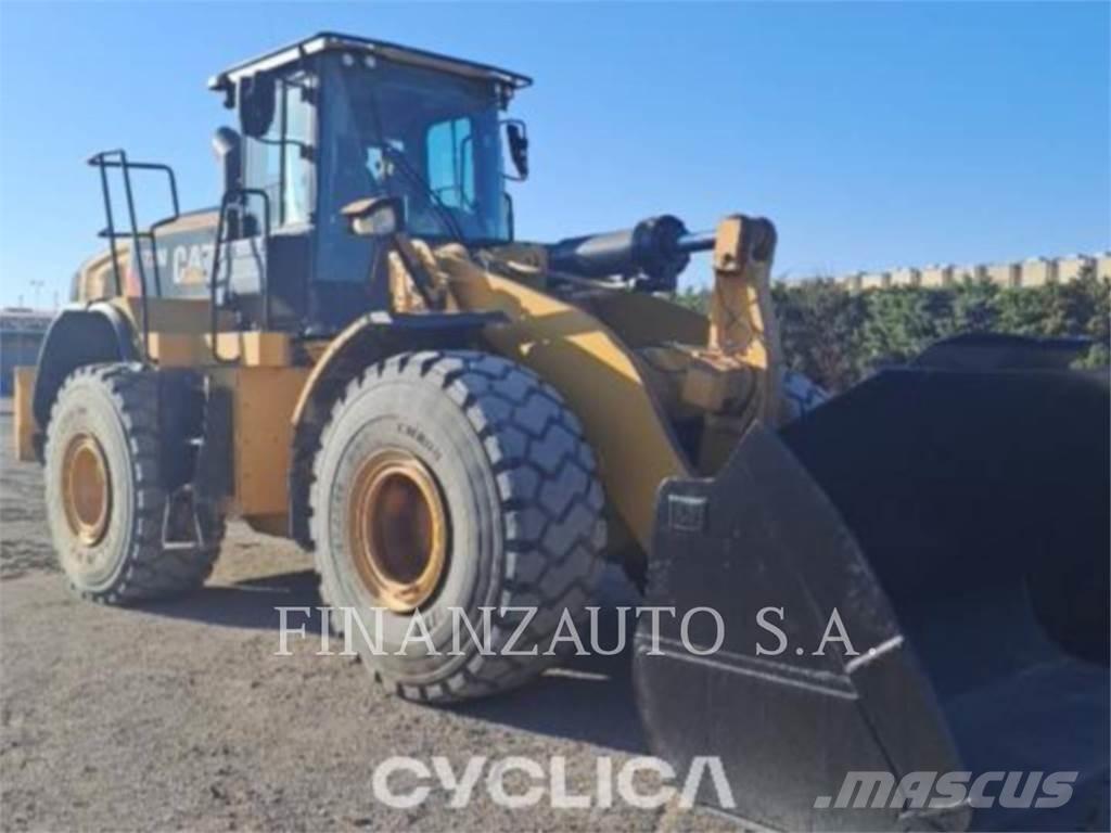 CAT 972M 輪胎式裝載機