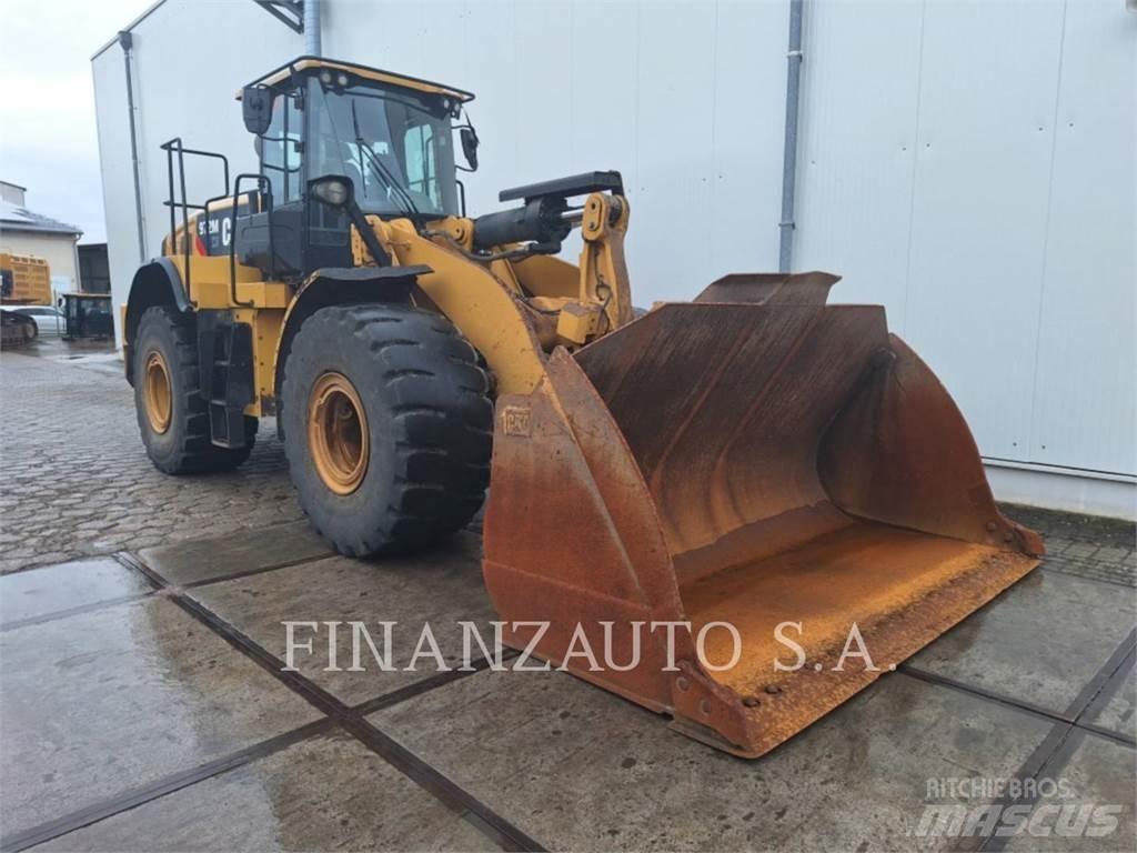 CAT 972M 輪胎式裝載機