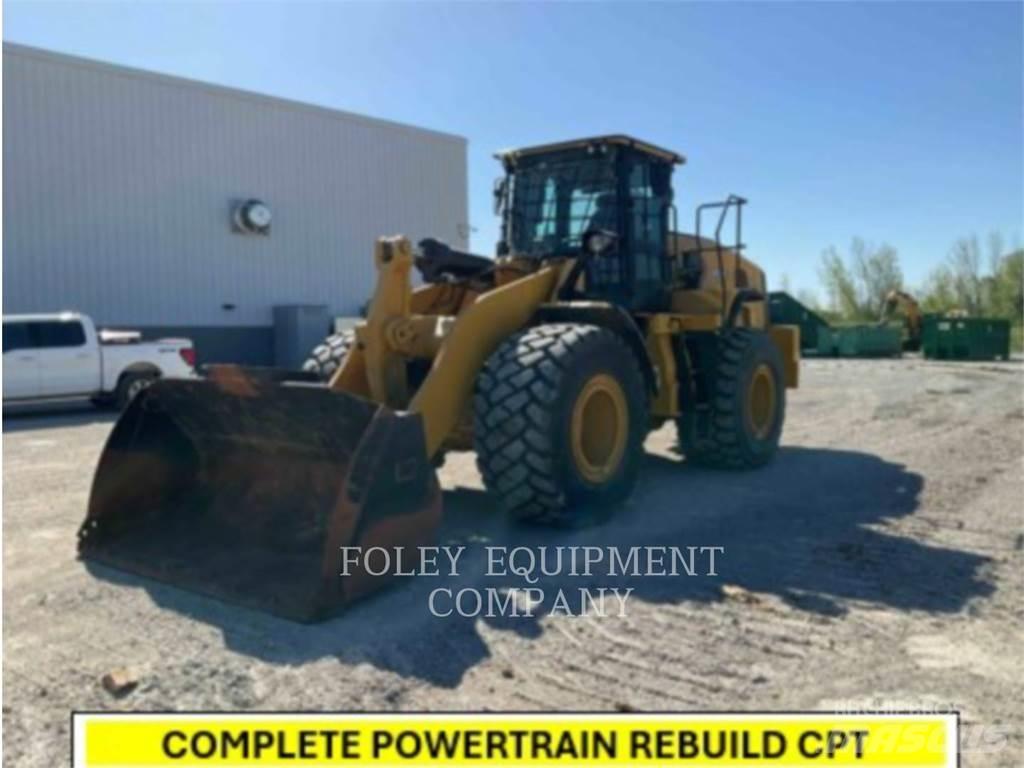 CAT 972M 輪胎式裝載機
