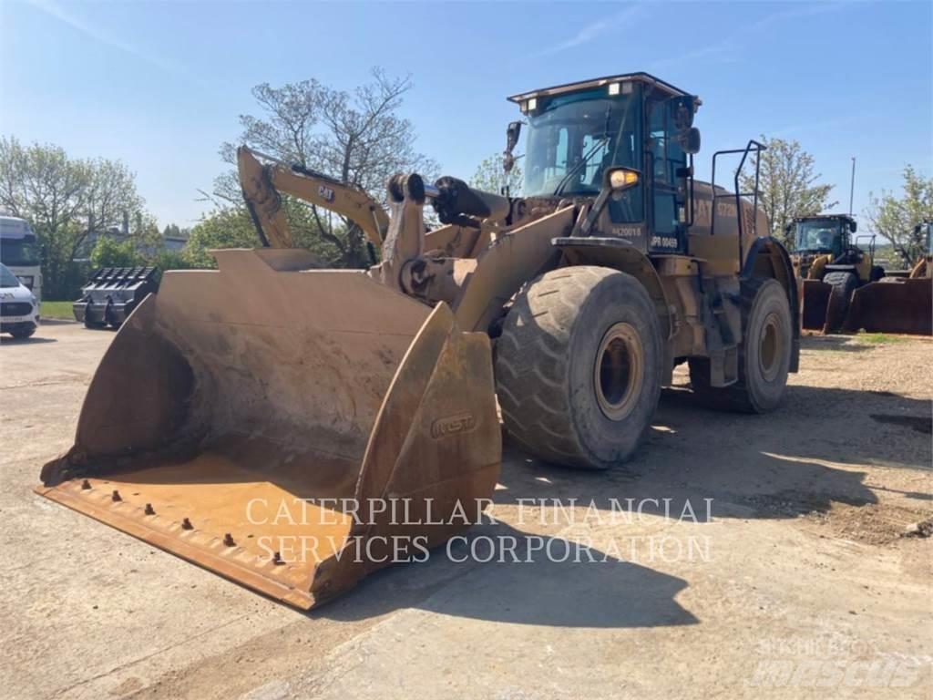 CAT 972M 輪胎式裝載機