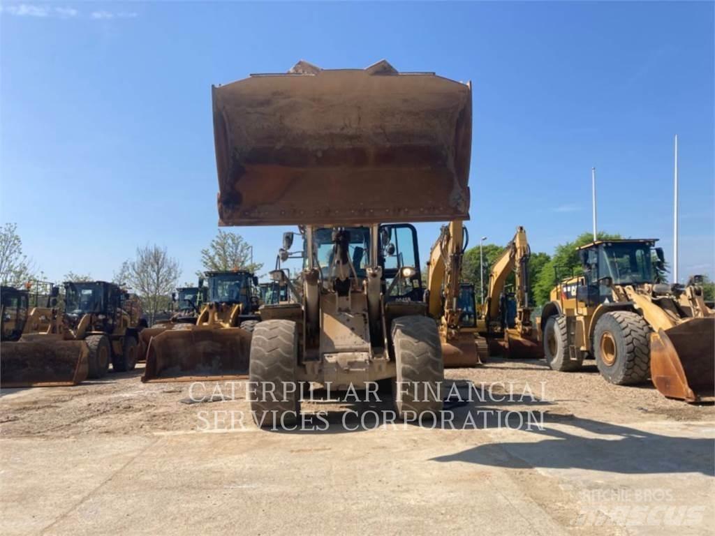 CAT 972M 輪胎式裝載機
