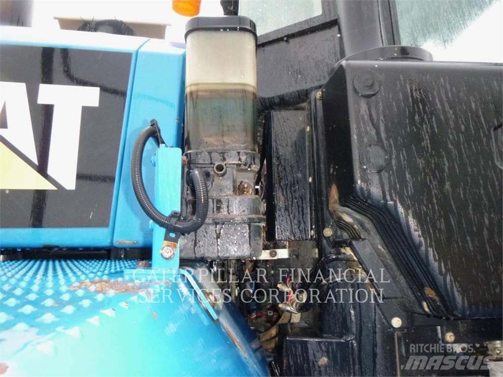 CAT 972M 輪胎式裝載機