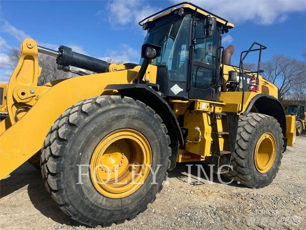 CAT 972M 輪胎式裝載機