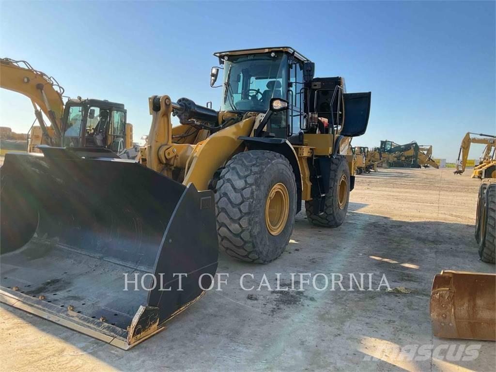 CAT 972M 輪胎式裝載機
