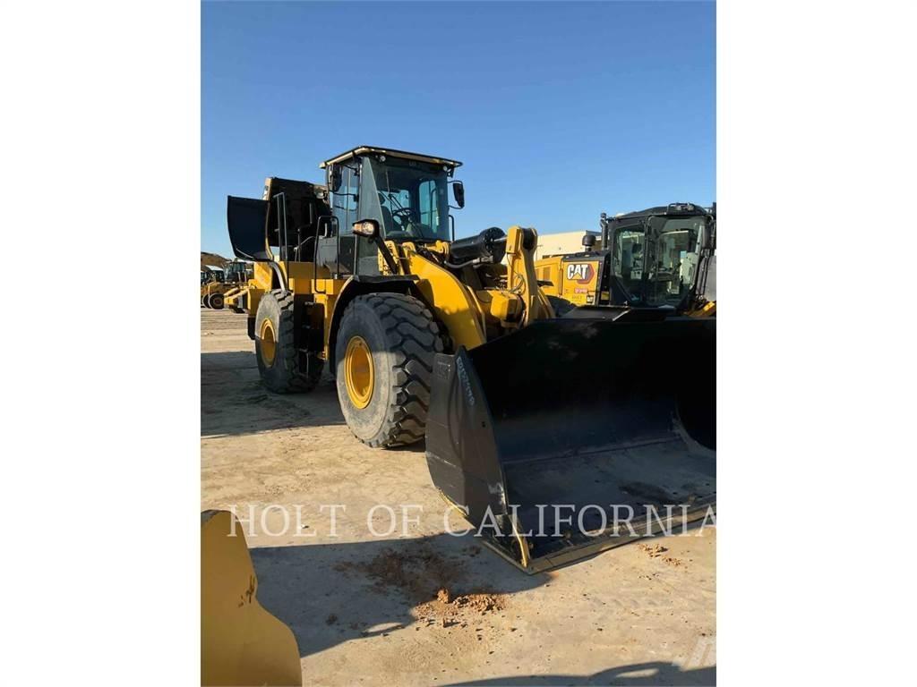 CAT 972M 輪胎式裝載機