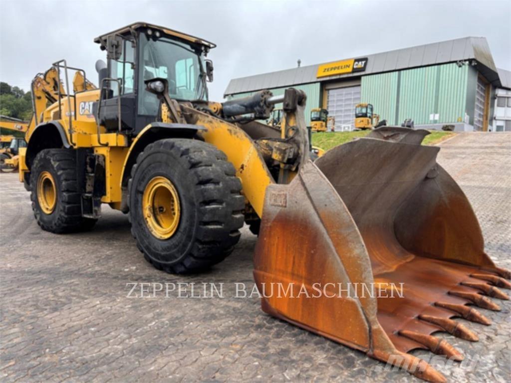 CAT 972M 輪胎式裝載機