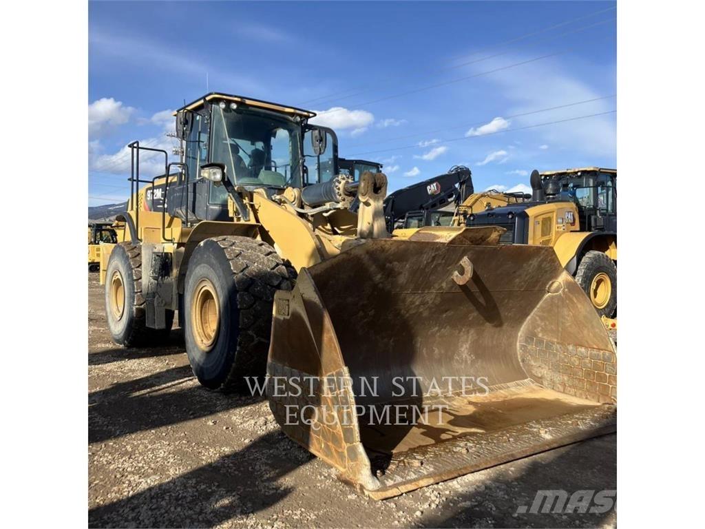 CAT 972M 輪胎式裝載機