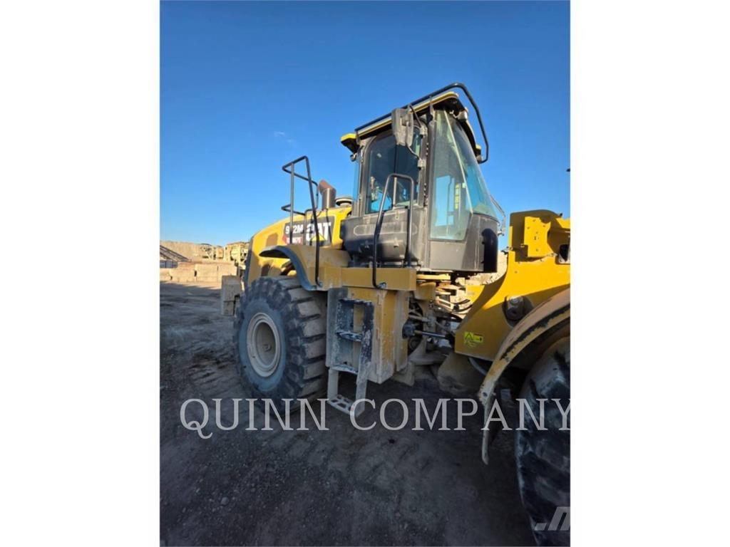 CAT 972M 輪胎式裝載機