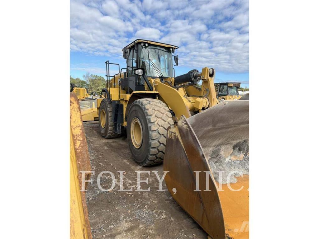 CAT 972M 輪胎式裝載機