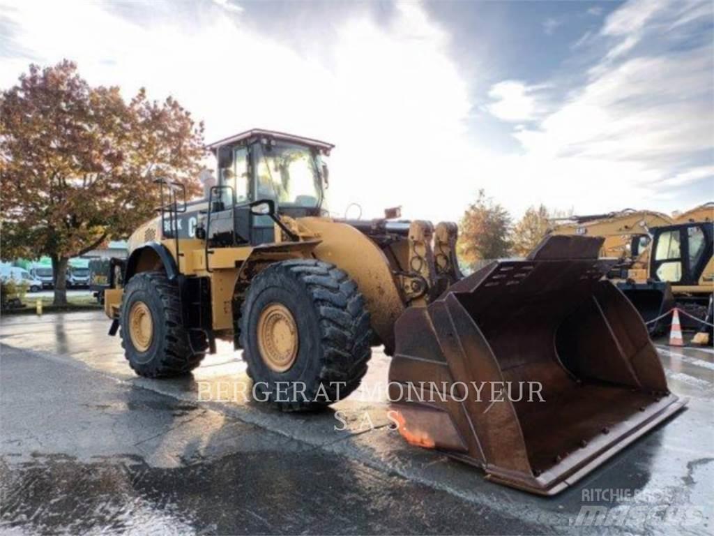 CAT 972M XE 輪胎式裝載機