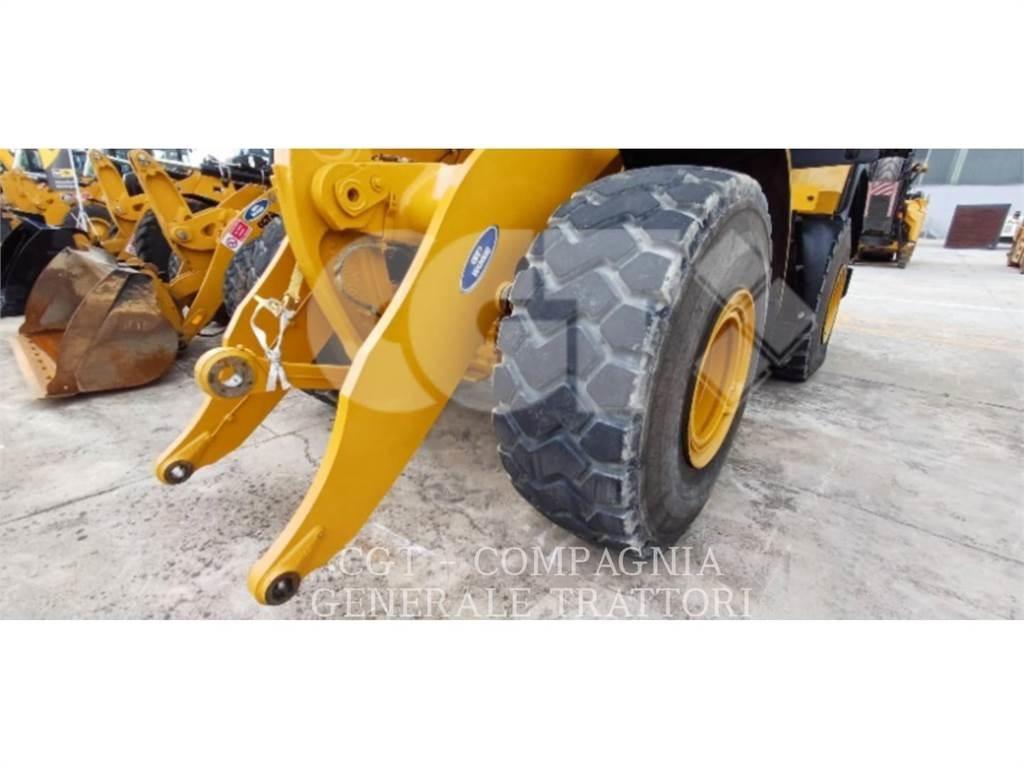 CAT 972M XE 輪胎式裝載機