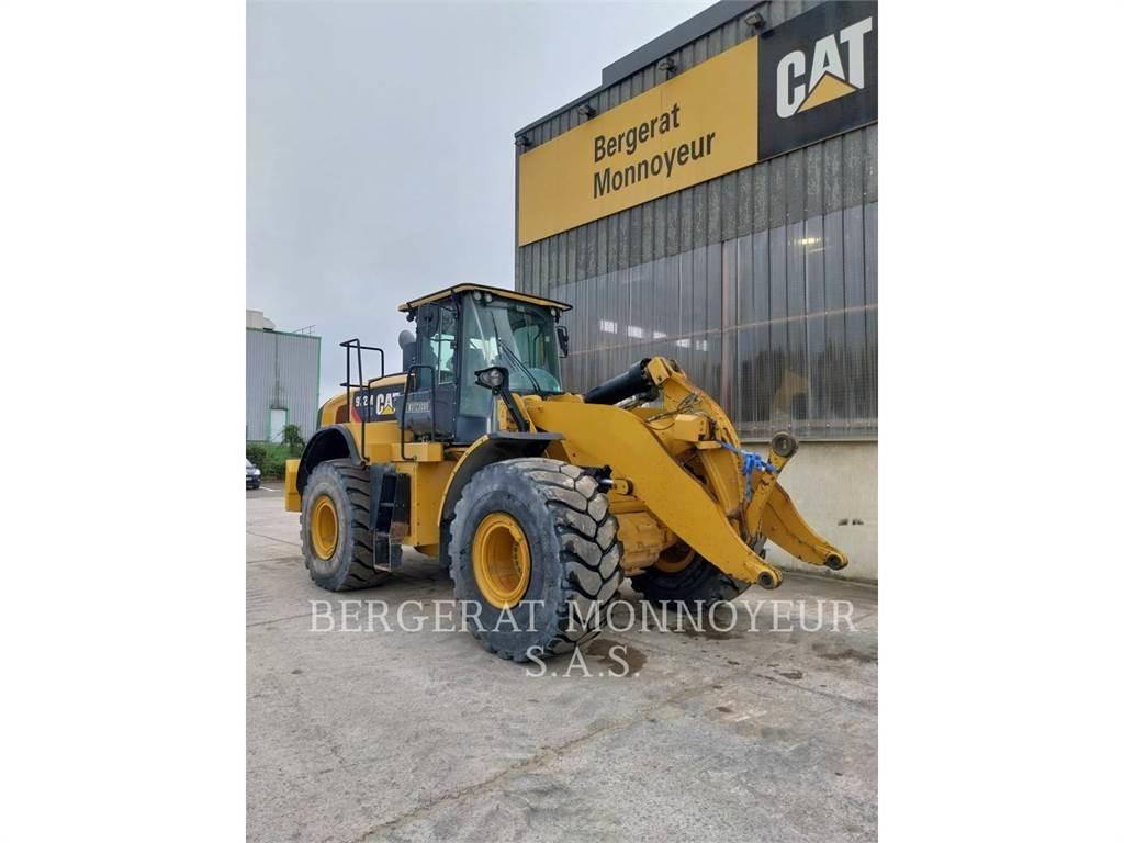 CAT 972M XE 輪胎式裝載機