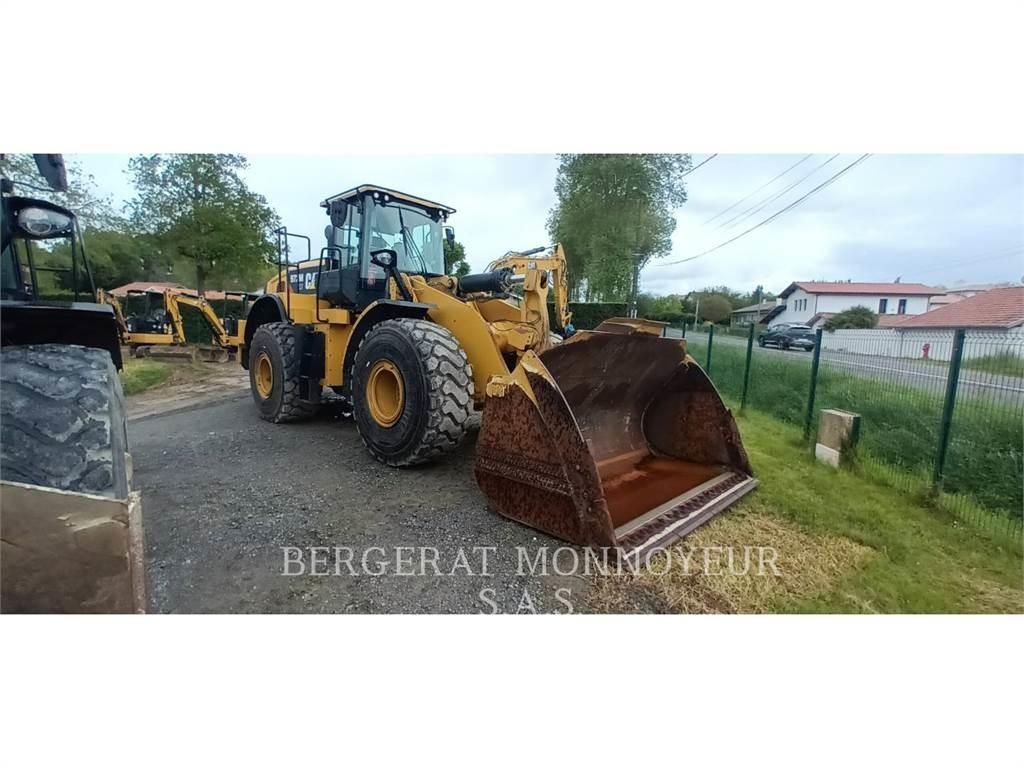 CAT 972M XE 輪胎式裝載機