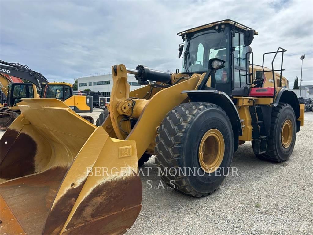 CAT 972M XE 輪胎式裝載機