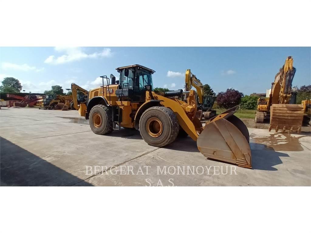 CAT 972M XE 輪胎式裝載機