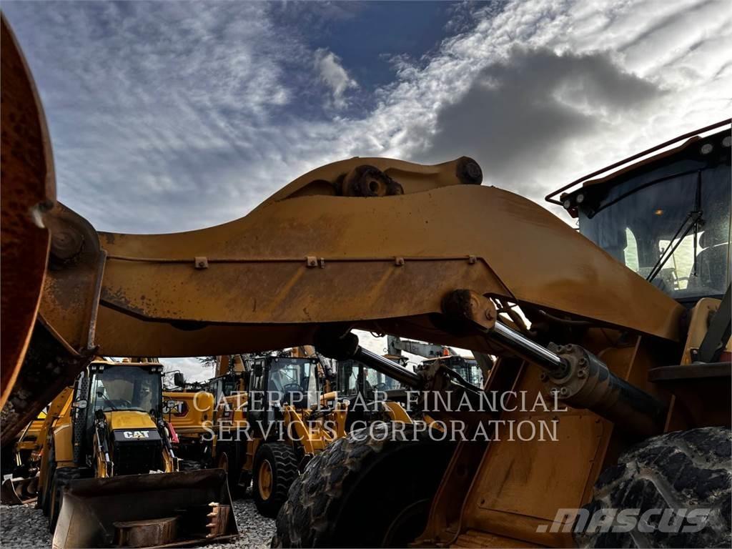 CAT 972MXE 輪胎式裝載機