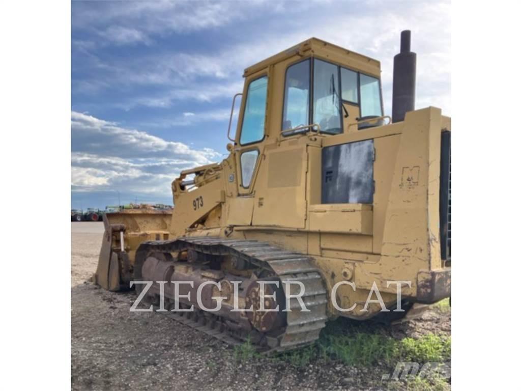 CAT 973 推土機