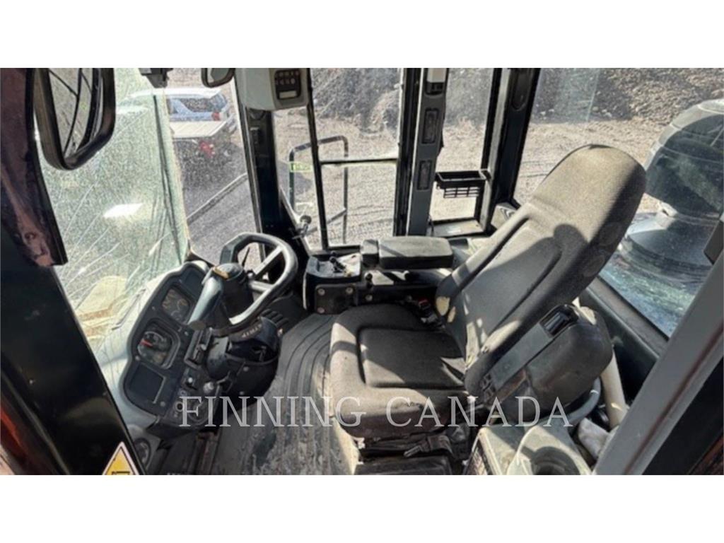 CAT 980H 輪胎式裝載機