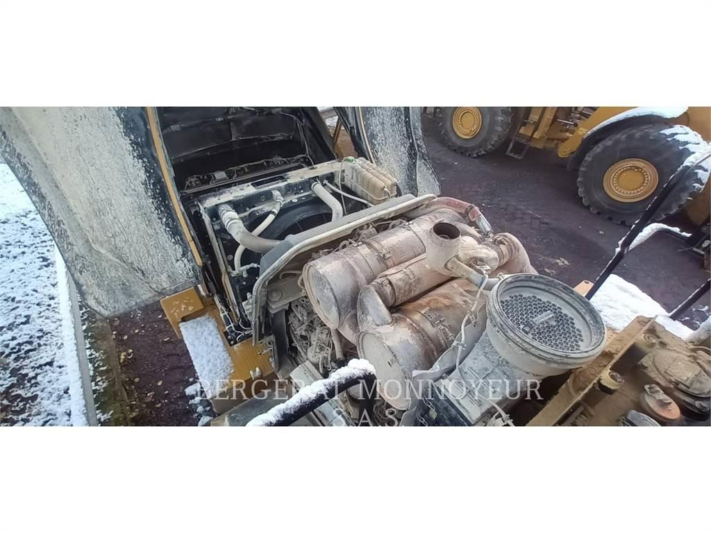 CAT 980M 輪胎式裝載機