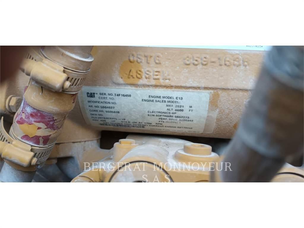 CAT 980M 輪胎式裝載機
