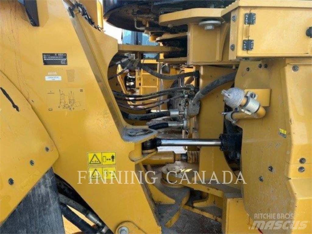 CAT 980M 輪胎式裝載機