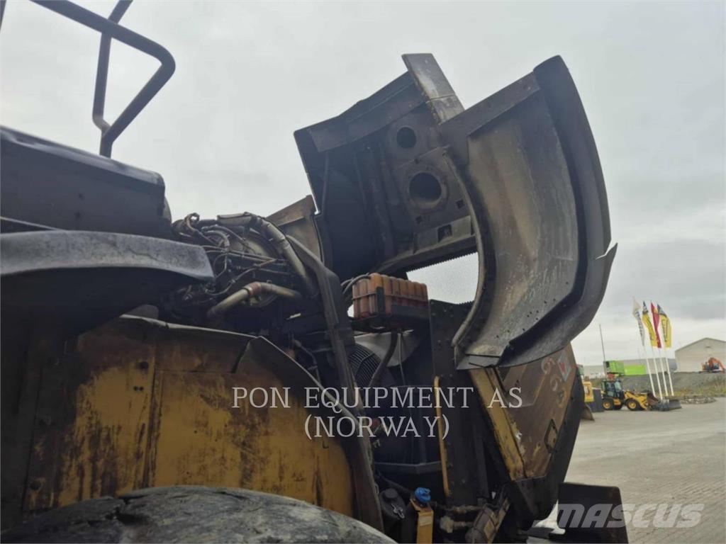 CAT 980M 輪胎式裝載機