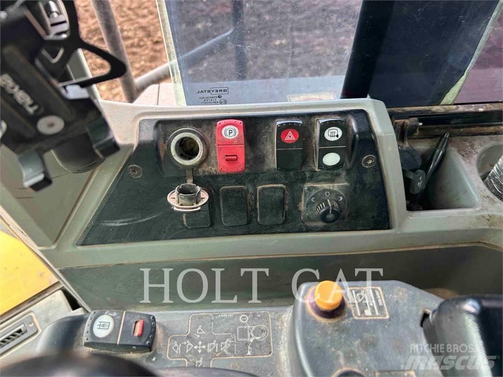 CAT 980M 輪胎式裝載機