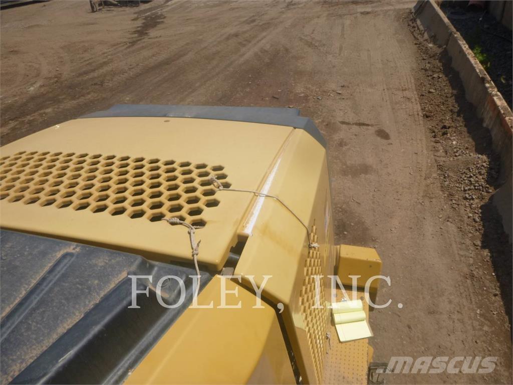 CAT 980M 輪胎式裝載機