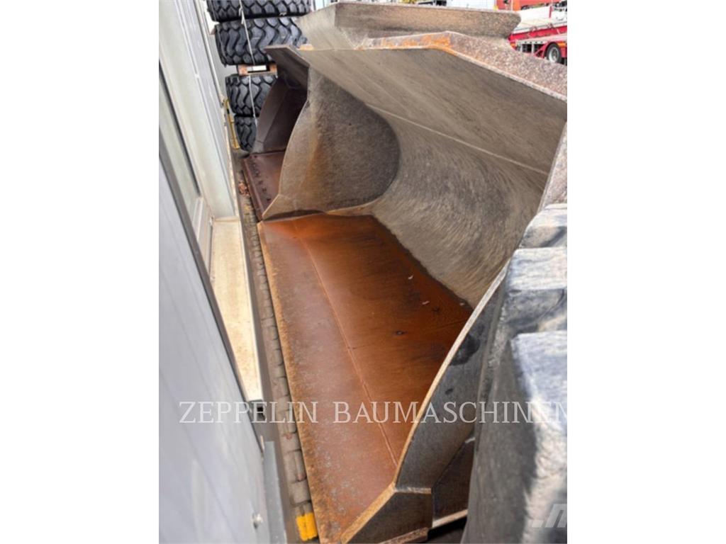 CAT 980M 輪胎式裝載機