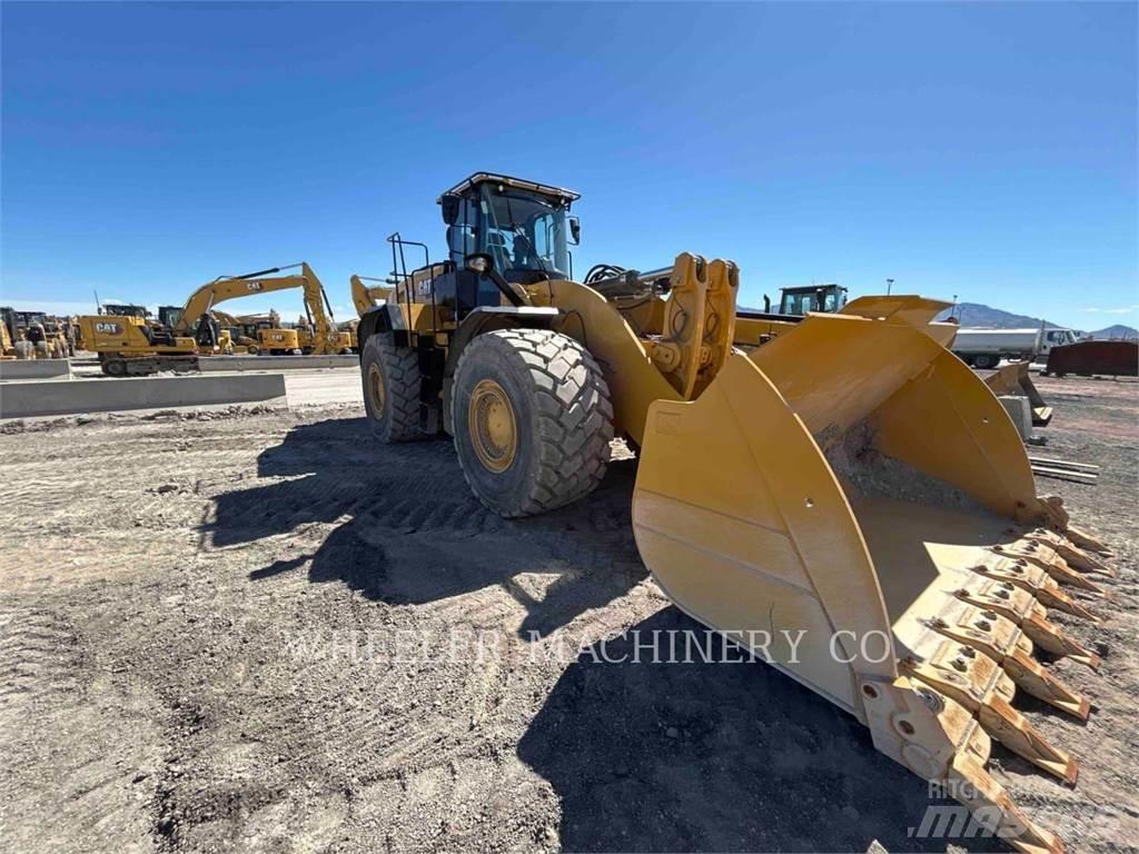 CAT 982 輪胎式裝載機