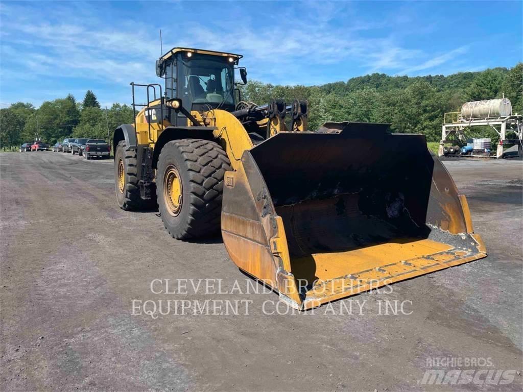 CAT 982M 輪胎式裝載機