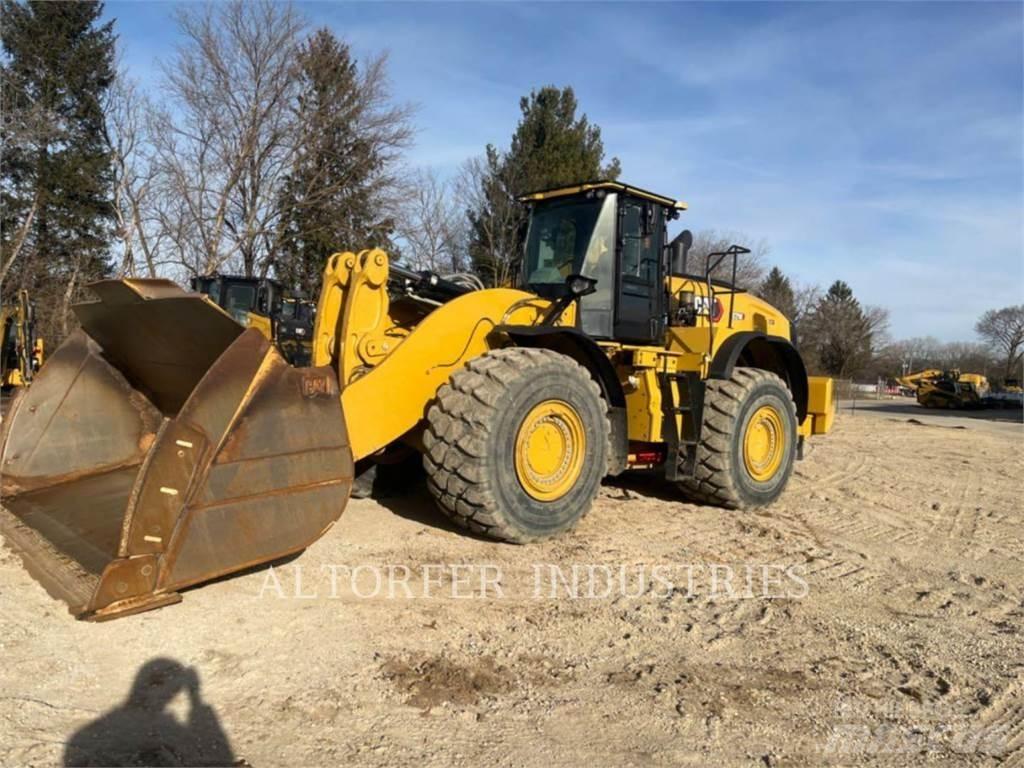 CAT 982M 輪胎式裝載機