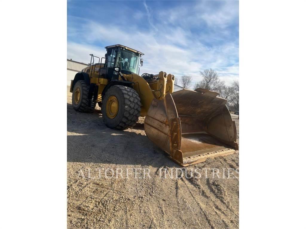 CAT 982M 輪胎式裝載機