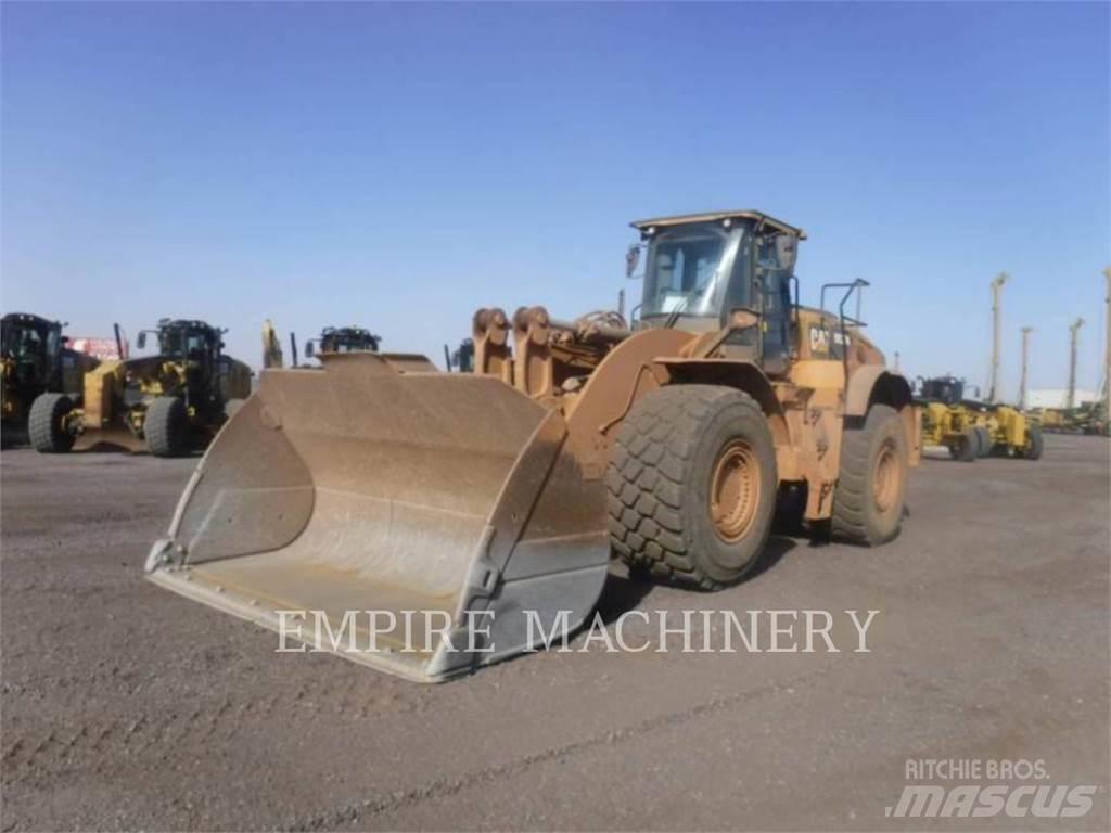 CAT 982M 輪胎式裝載機