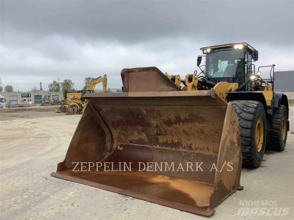 CAT 982M 輪胎式裝載機