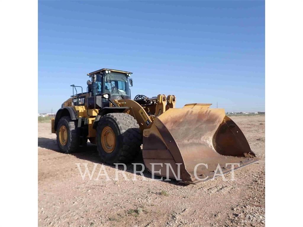 CAT 982M 輪胎式裝載機